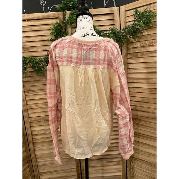 NWT Umgee Pink and Cream Sweater - Picture 2 of 4